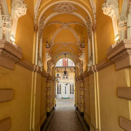 Standard Gallery Lägenhet Budapest